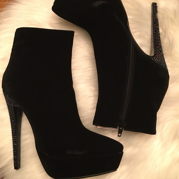 Black Heel Booties - Picture 5 of 12